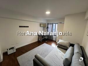 Apartamento en Las Mercedes, Caracas – 15