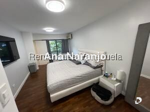 Apartamento en Las Mercedes, Caracas – 18