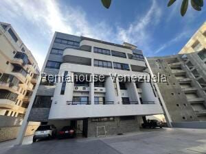 Apartamento en Las Mercedes, Caracas - 1