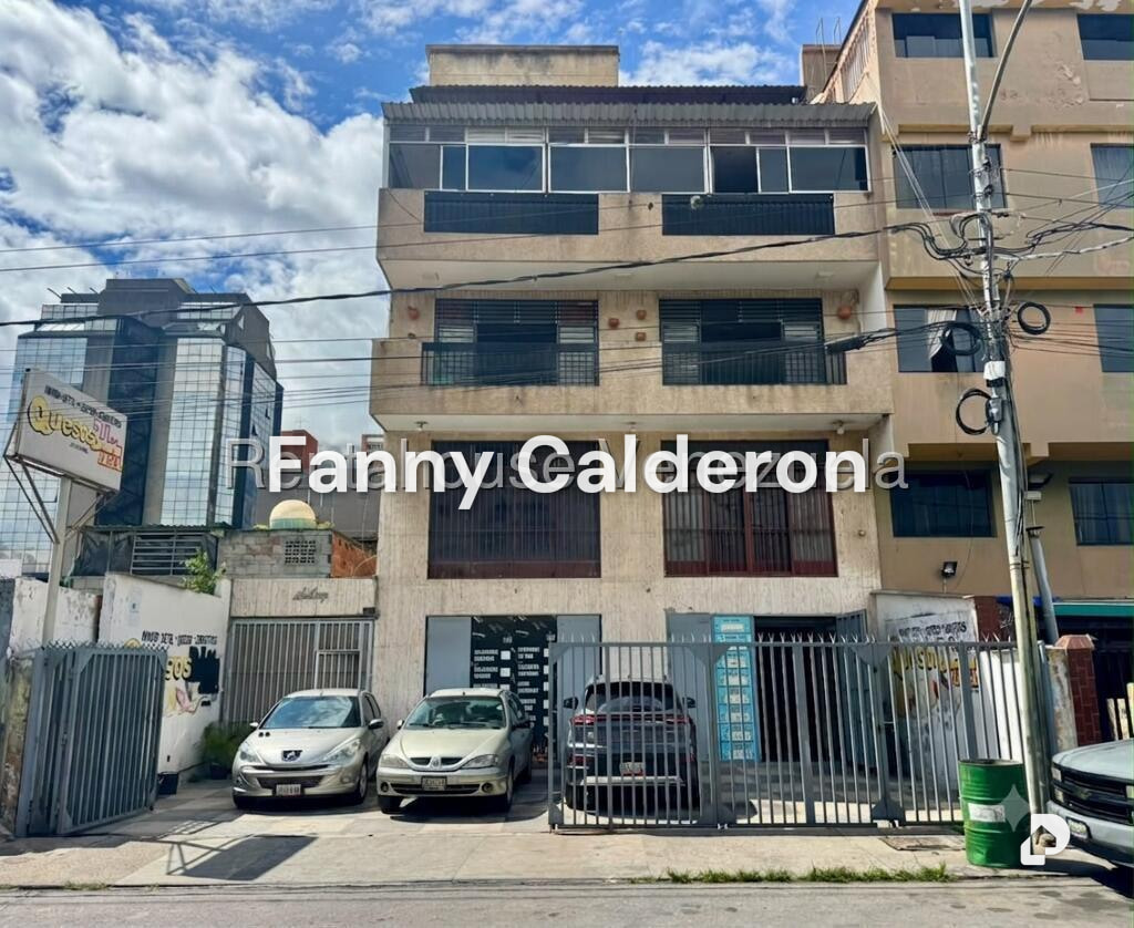 Edificio en Boleíta Sur, Caracas – 1