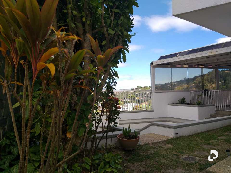 Casa en Colinas de Tamanaco, Caracas – 17
