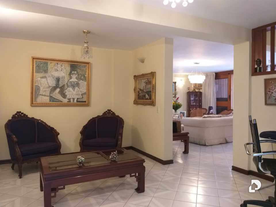 Casa en Colinas de Tamanaco, Caracas – 3