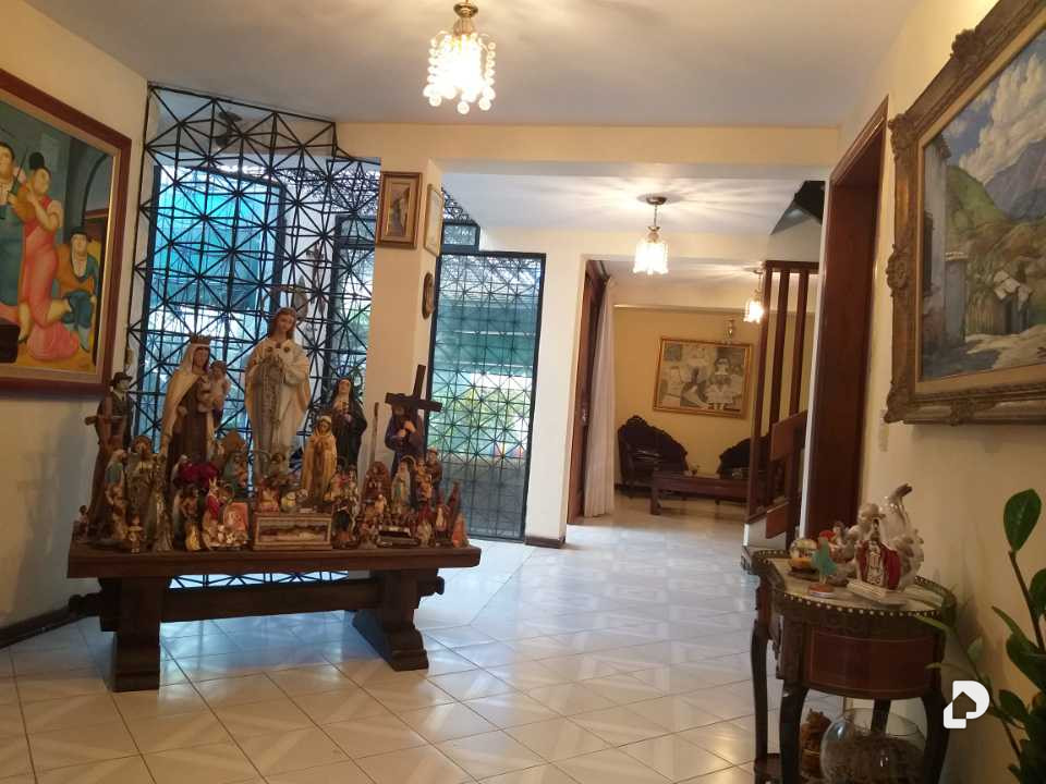 Casa en Colinas de Tamanaco, Caracas – 2