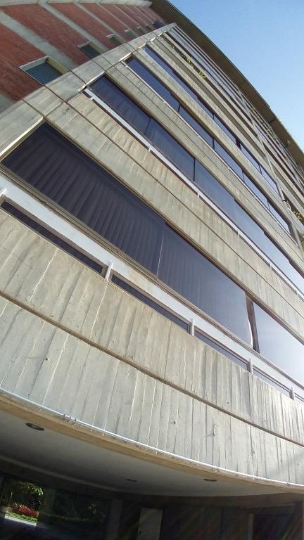 Apartamento en Las Mesetas de Santa Rosa de Lima, Caracas