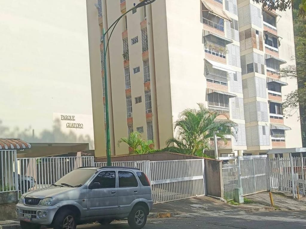 Apartamento en Santa Rosa de Lima, Caracas - 1