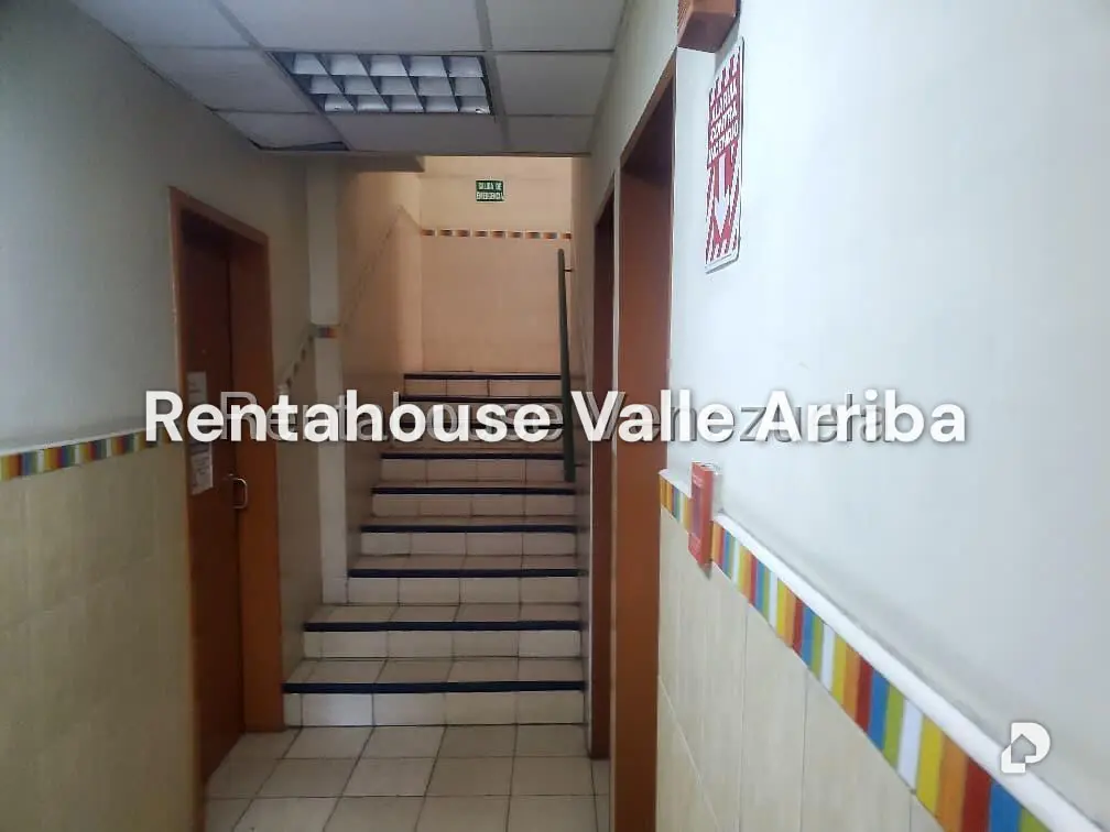 Local comercial en El Marqués, Caracas – 11