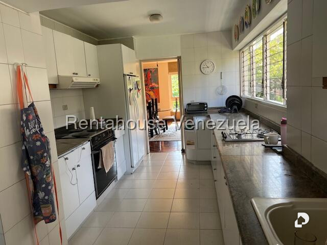 Apartamento en La Florida, Caracas – 10