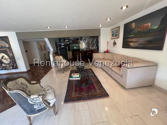 Apartamento en La Florida, Caracas – 3