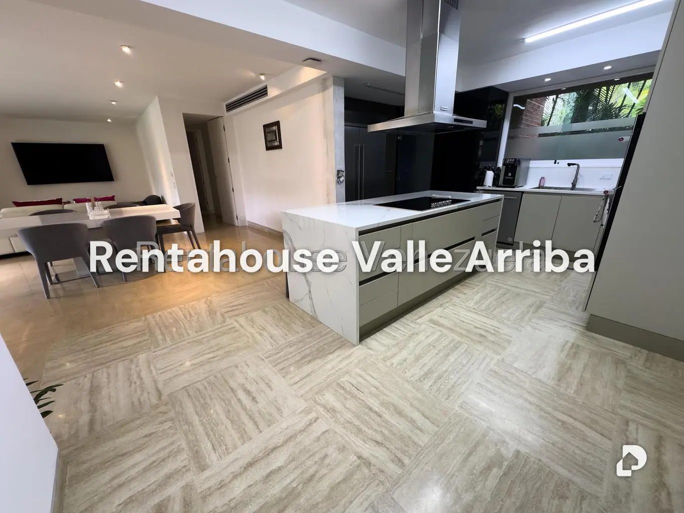 Apartamento en Campo Alegre, Caracas – 11