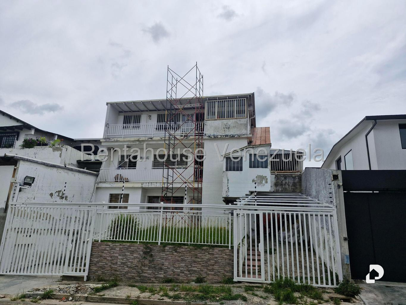 Casa en El Marqués, Caracas – 1