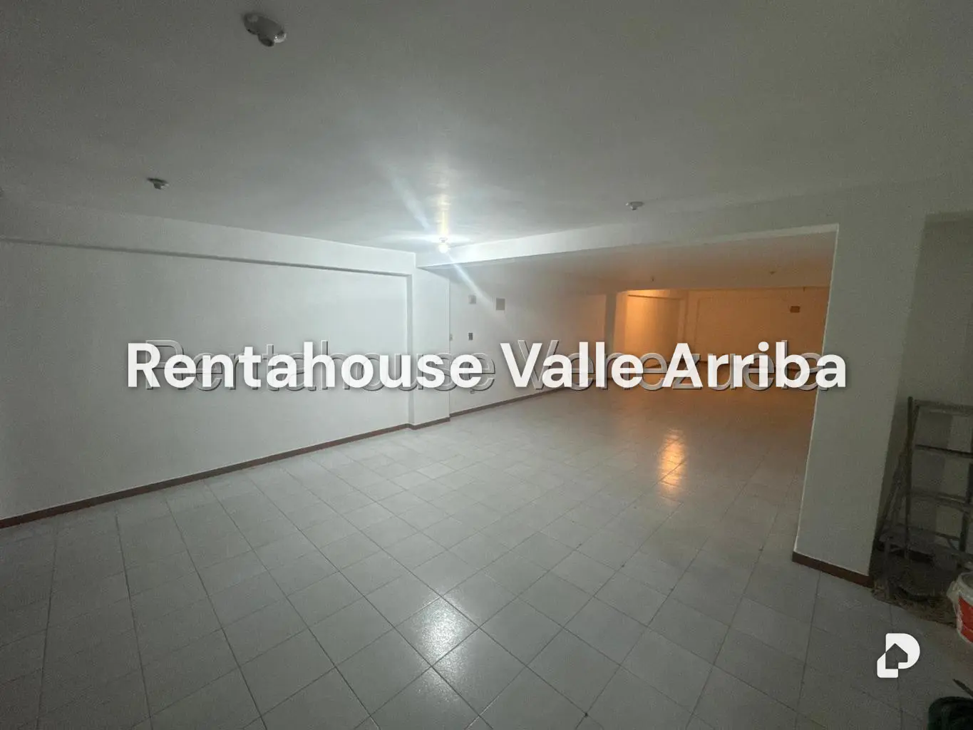 Local comercial en Baruta, Caracas – 9
