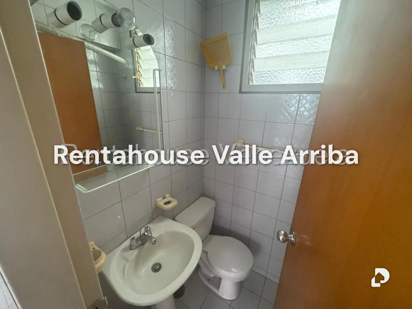 Local comercial en Baruta, Caracas – 25