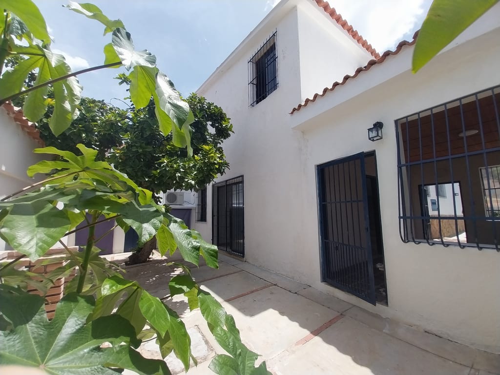 Casa en El Parral, Valencia - 1