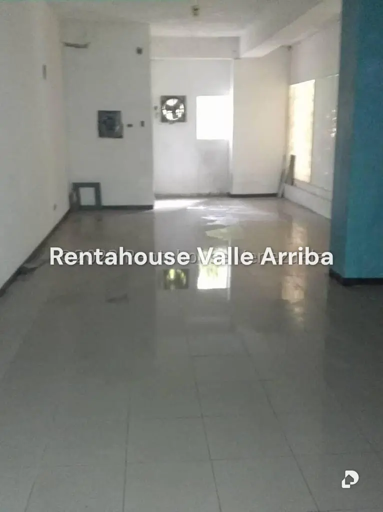 Local comercial en El Trigo, Los Teques – 2