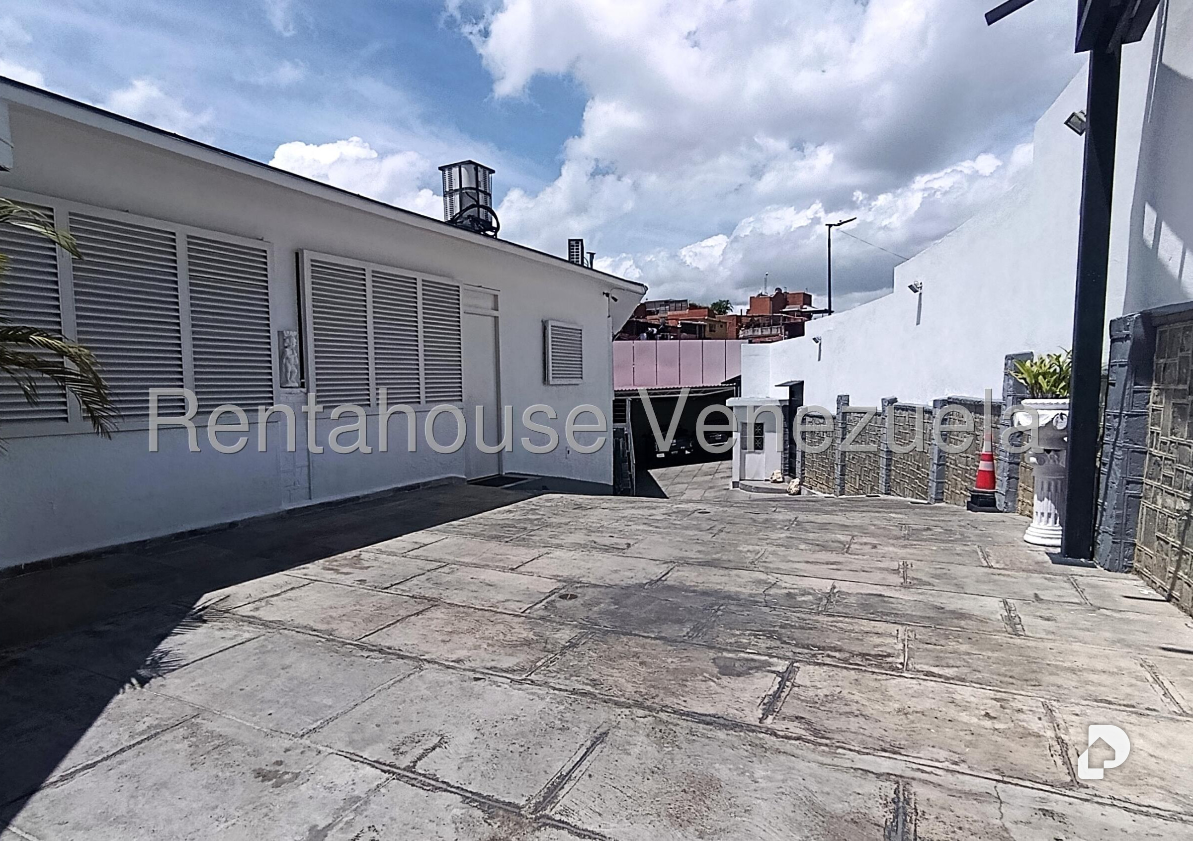 Local comercial en Altamira, Caracas – 9