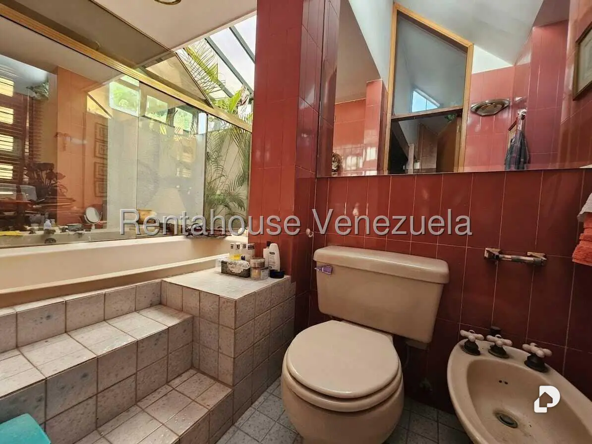 Casa en Alto Prado, Caracas – 32