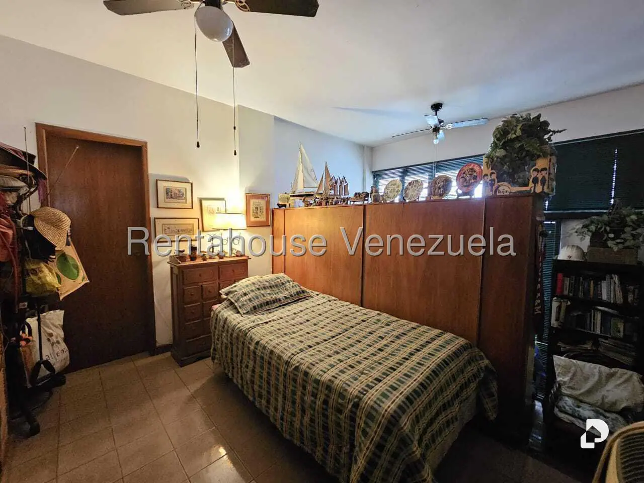 Casa en Alto Prado, Caracas – 34