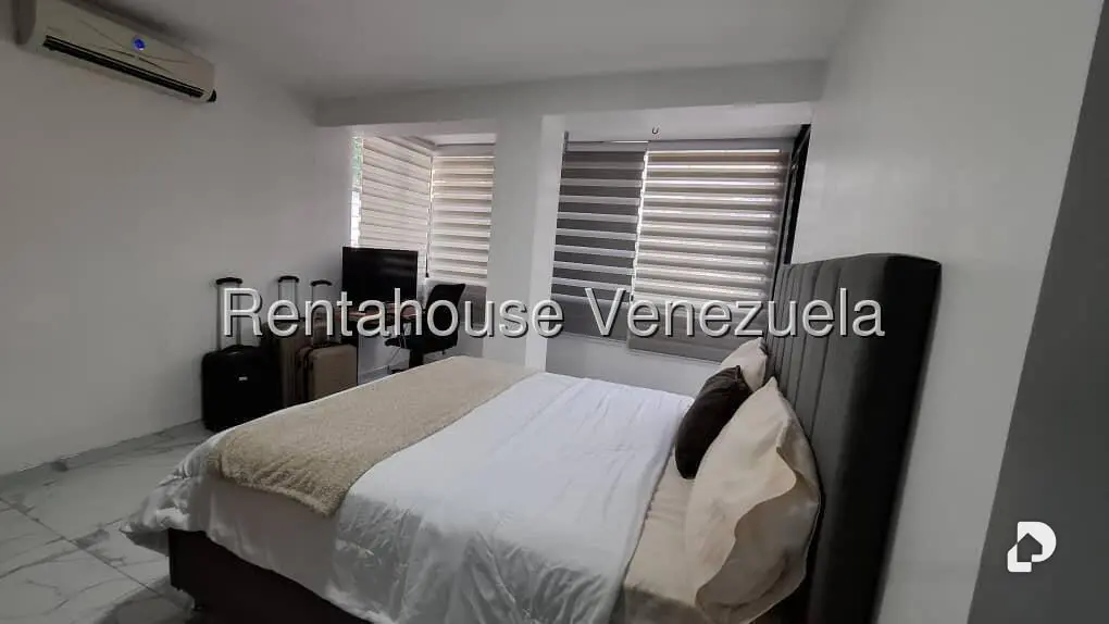 Casa en Santa Mónica, Caracas – 28