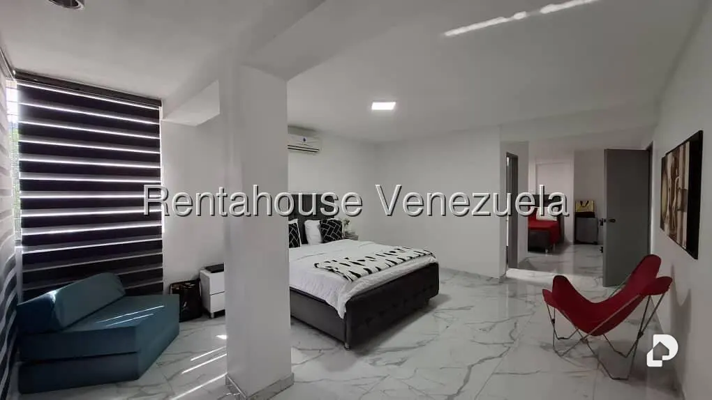 Casa en Santa Mónica, Caracas – 24