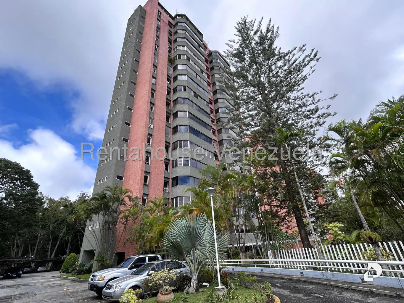 Apartamento en Los Naranjos (del Cafetal), Caracas