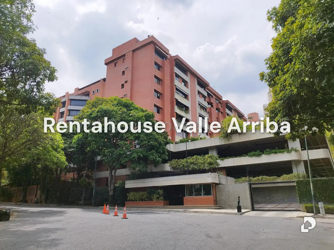 Apartamento en Colinas de Valle Arriba, Caracas – 1