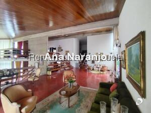 Casa en Prados del Este, Caracas – 27