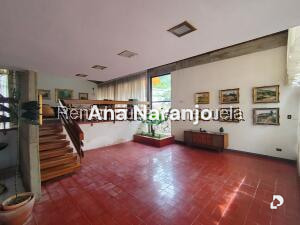 Casa en Prados del Este, Caracas – 12