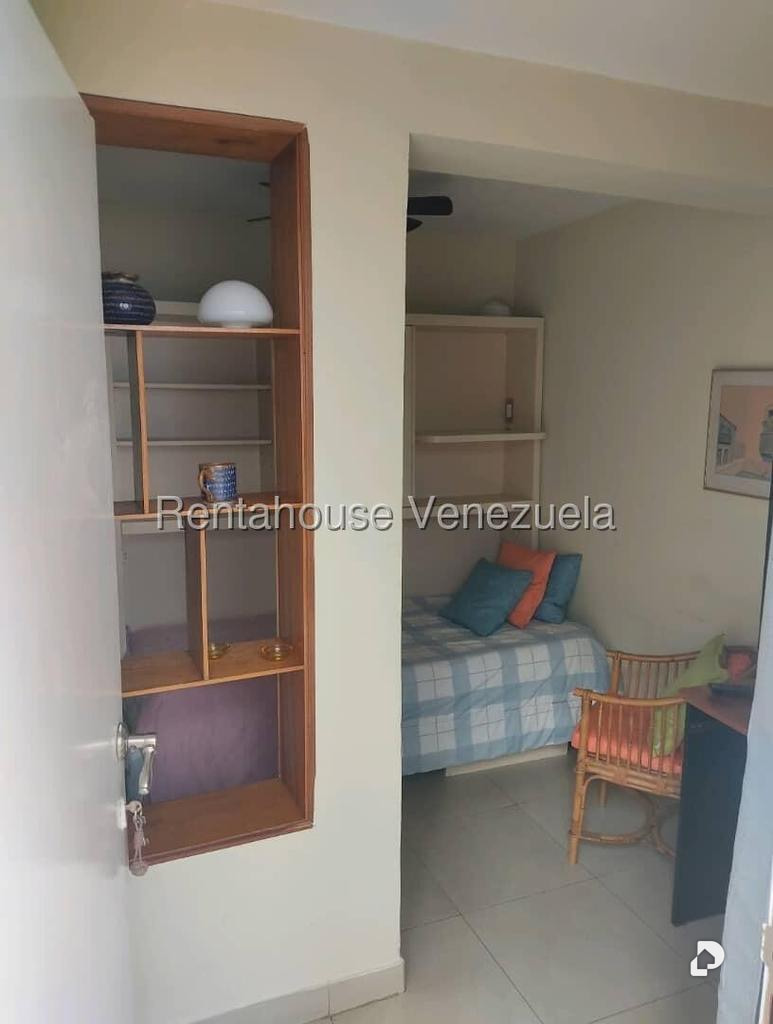 Casa en Lomas De La Trinidad, Caracas – 30