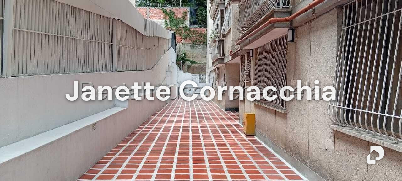 Apartamento en El Bosque, Caracas – 18