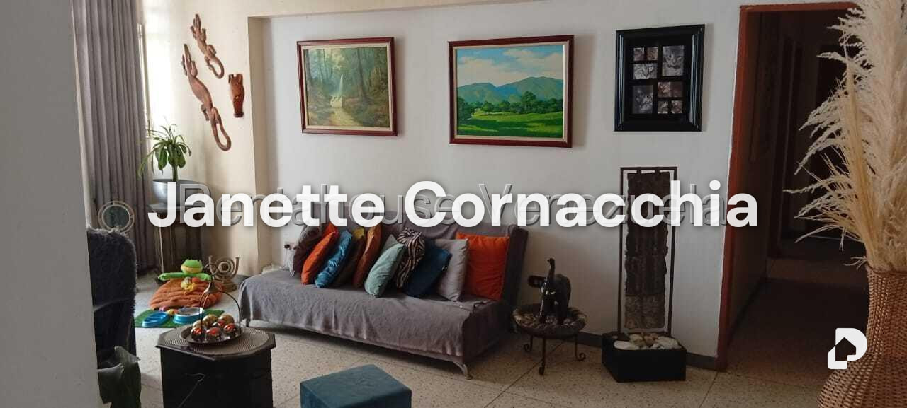 Apartamento en El Bosque, Caracas – 2
