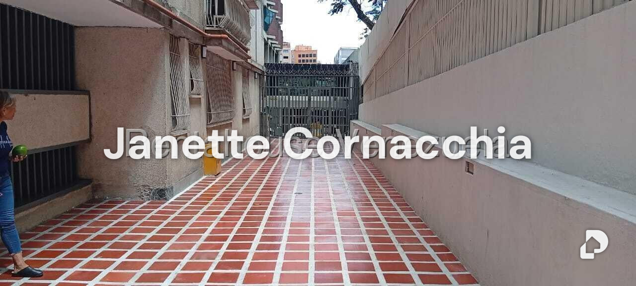 Apartamento en El Bosque, Caracas – 19