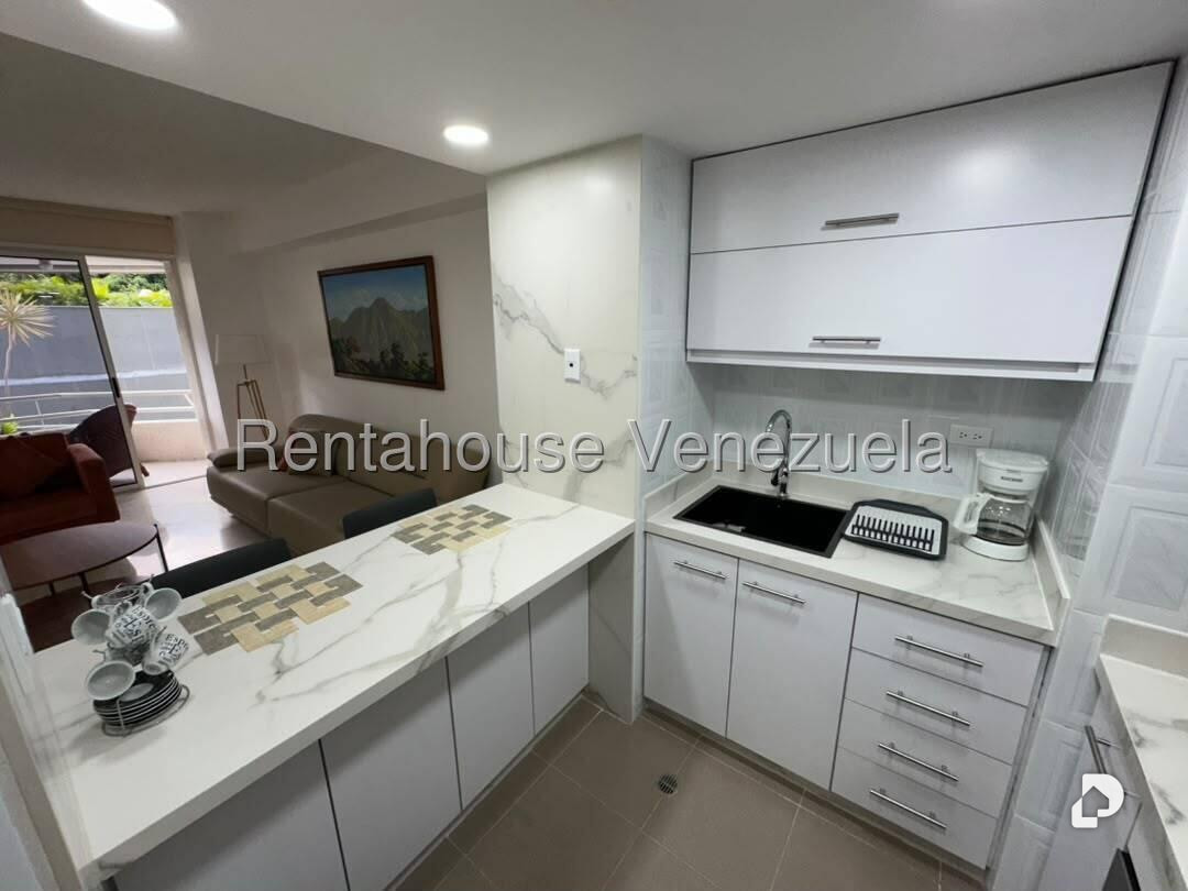 Apartamento en Altamira, Caracas – 2