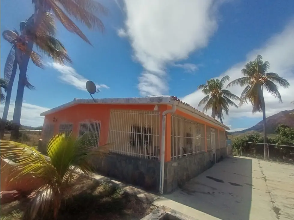 Farm in Camatagua - 1