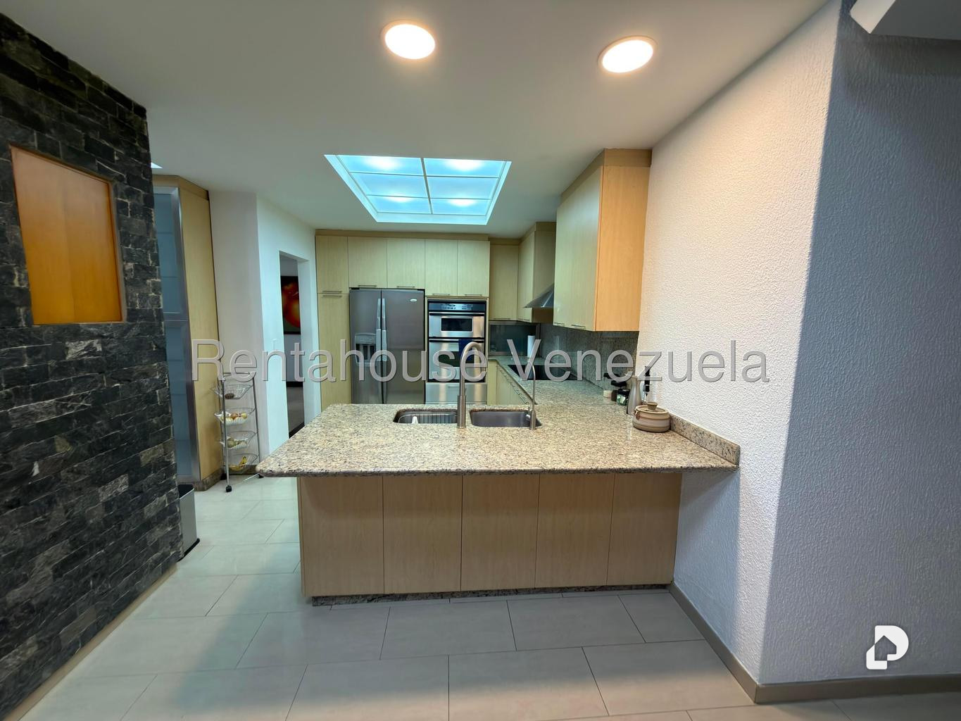 Casa en Alto Prado, Caracas – 11