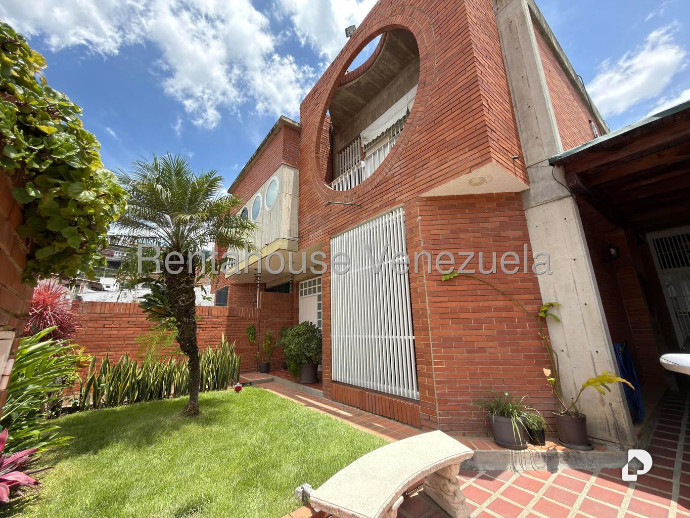 Casa en Alto Prado, Caracas – 35