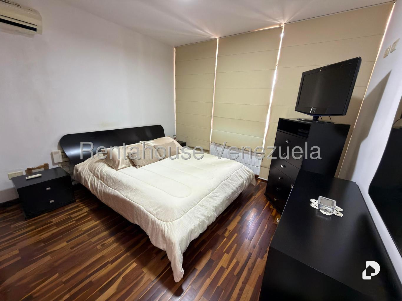 Casa en Alto Prado, Caracas – 28