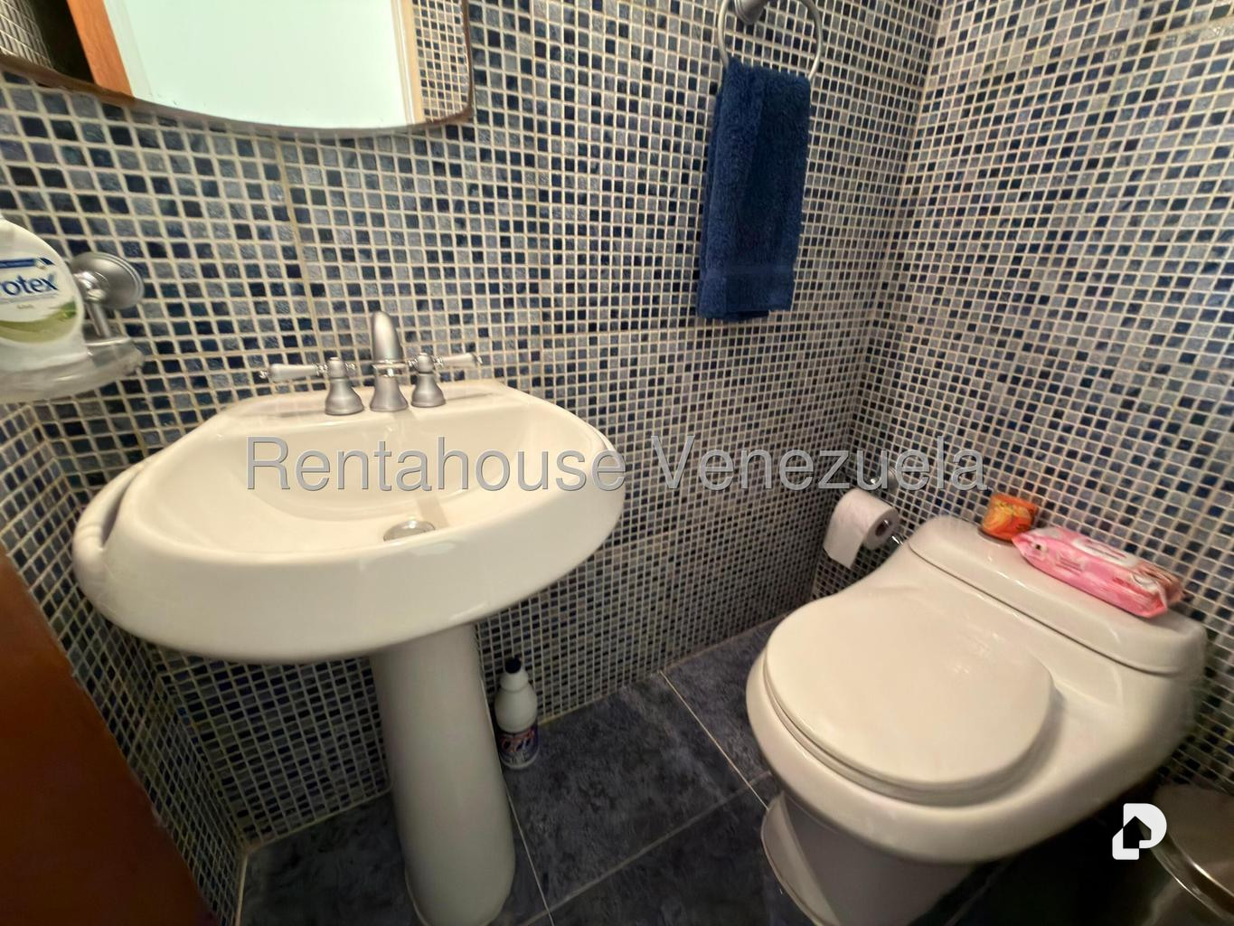 Casa en Alto Prado, Caracas – 22