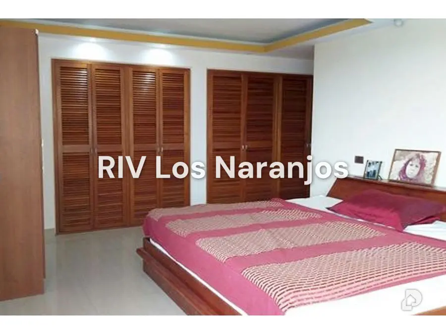Casa en La Lagunita, Caracas – 17