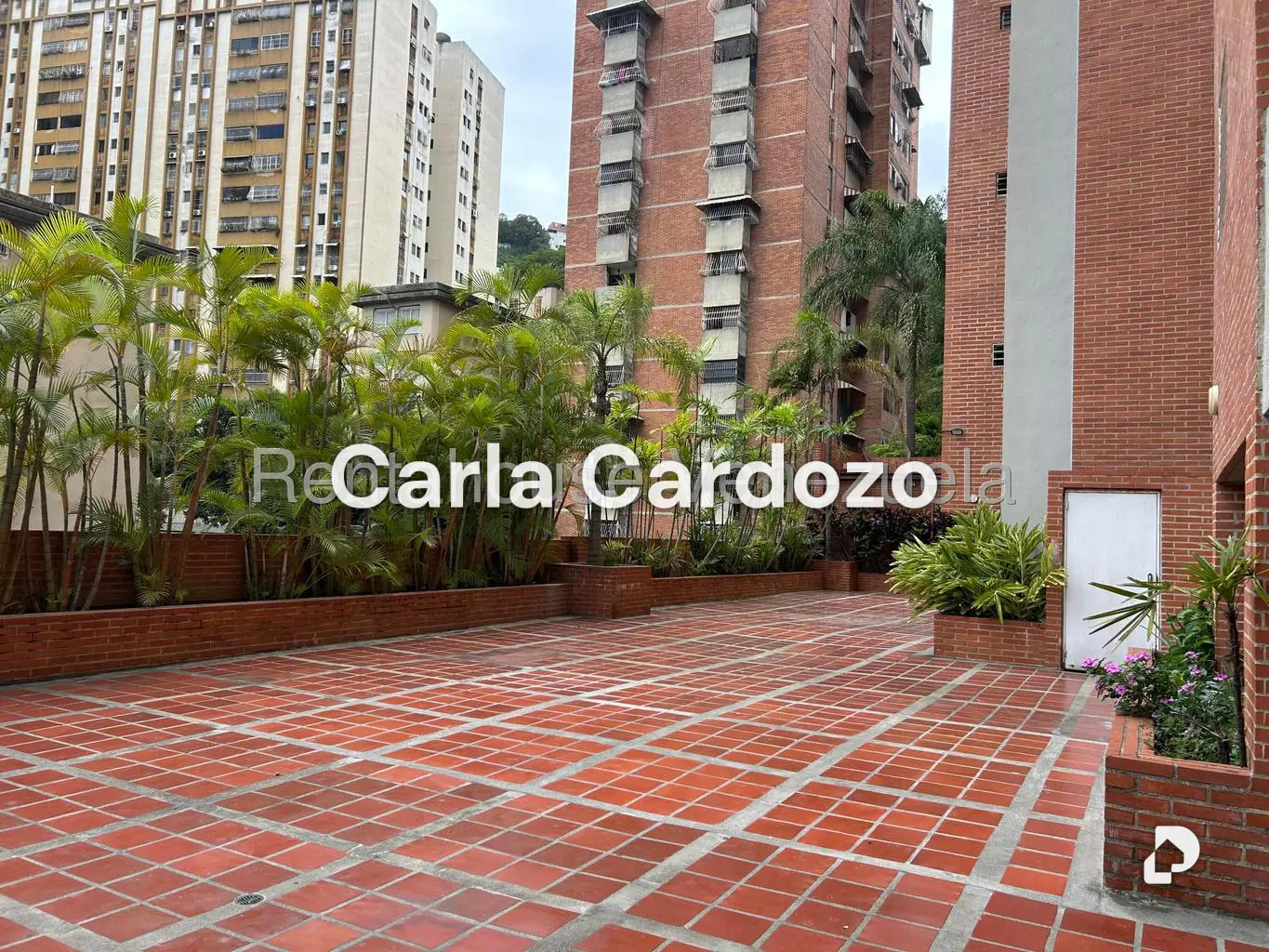Apartamento en El Paraíso, Caracas – 25