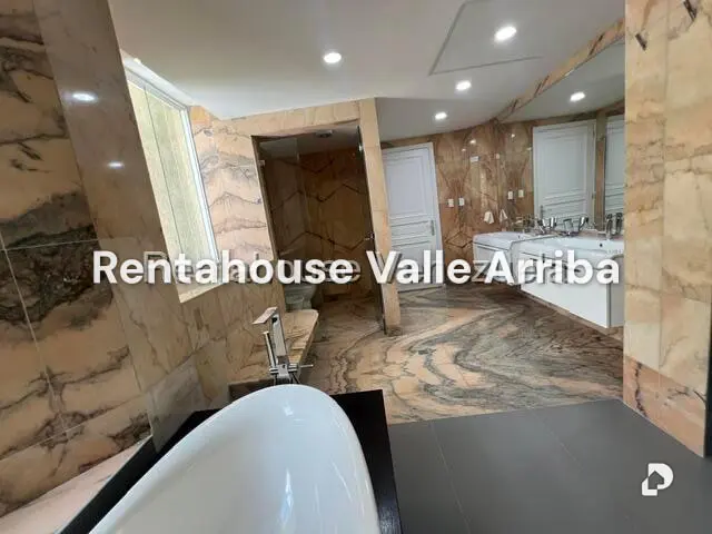 Apartamento en Altamira, Caracas – 19