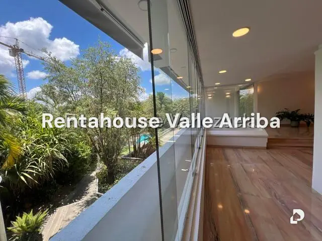 Apartamento en Altamira, Caracas – 2