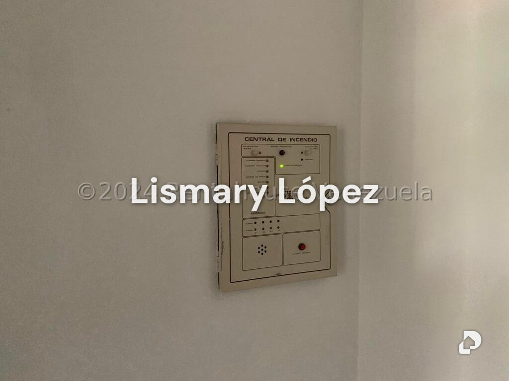 Oficina en Las Mercedes, Caracas – 16