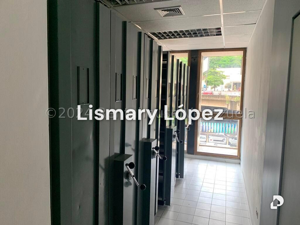 Oficina en Las Mercedes, Caracas – 7