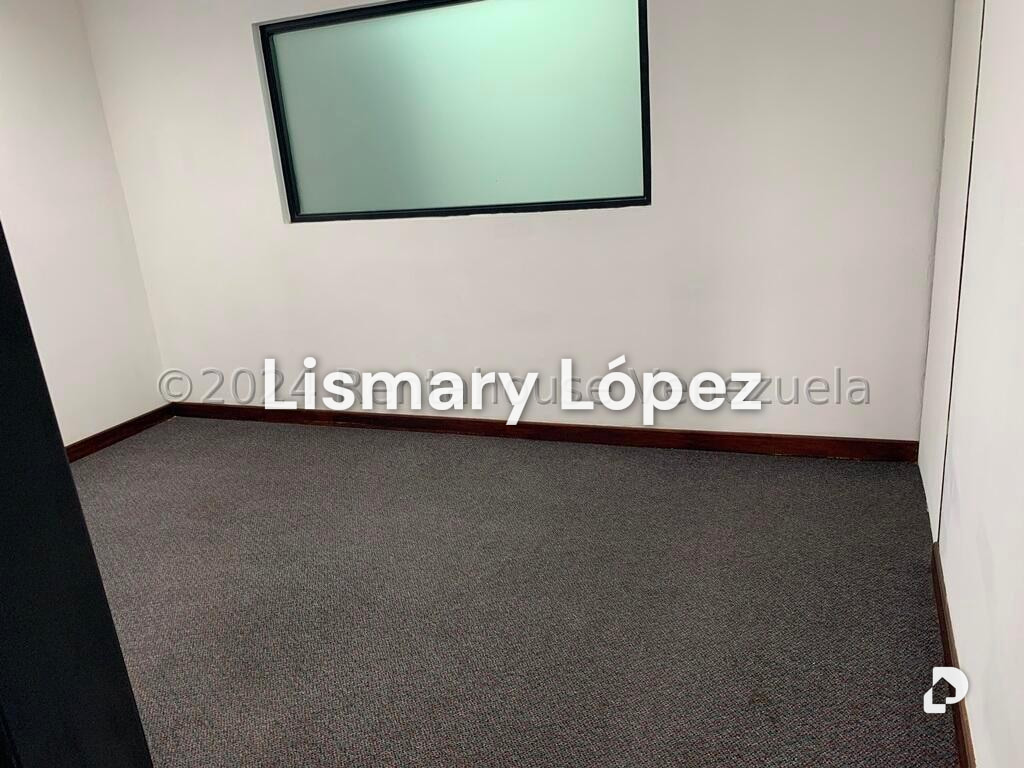 Oficina en Las Mercedes, Caracas – 20