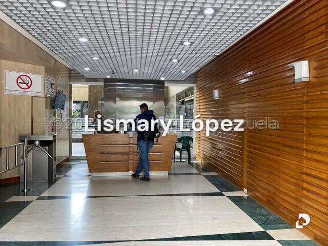 Oficina en Las Mercedes, Caracas – 3