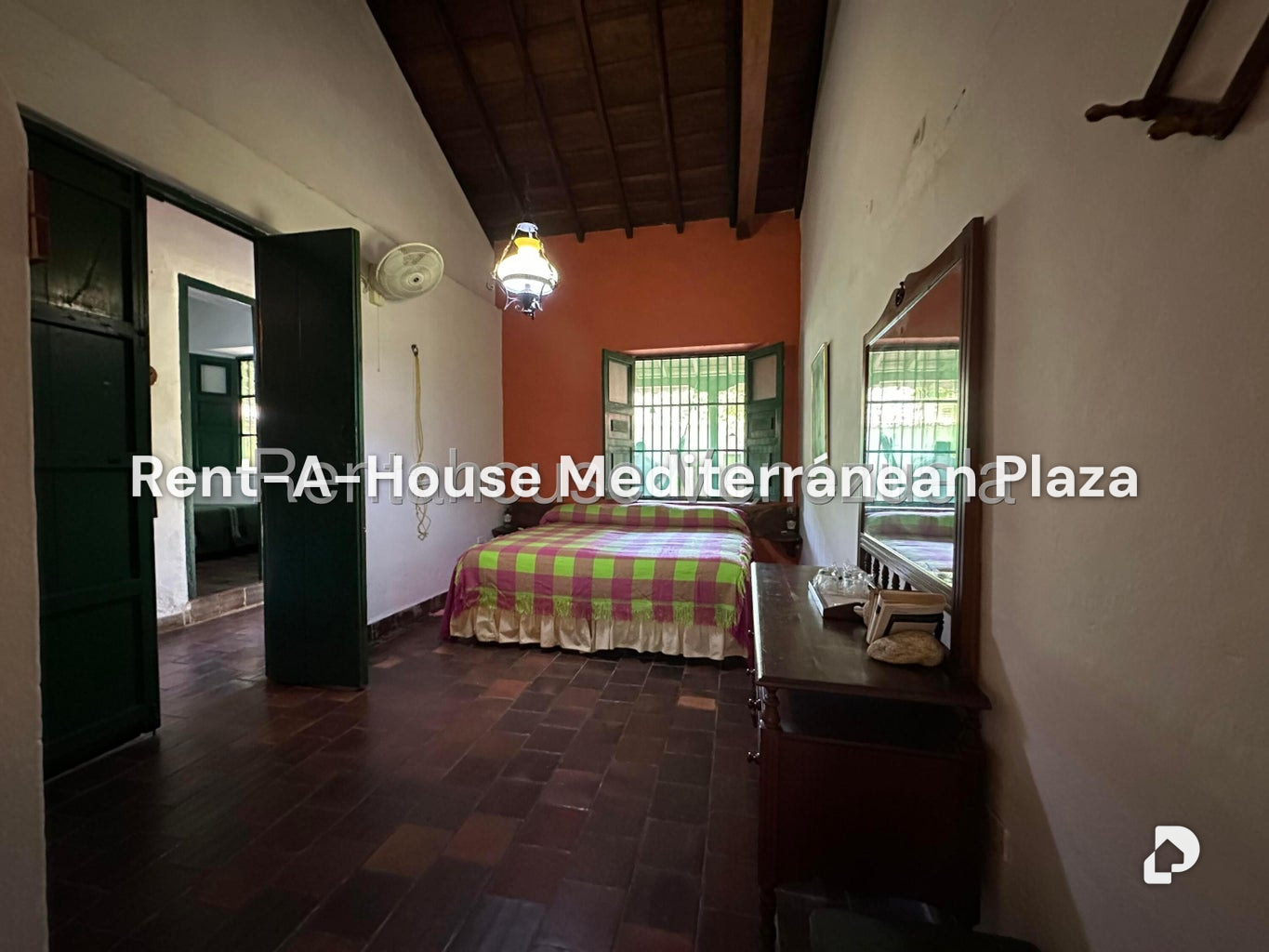 Local comercial en Sector El Portete, Choroní – 28