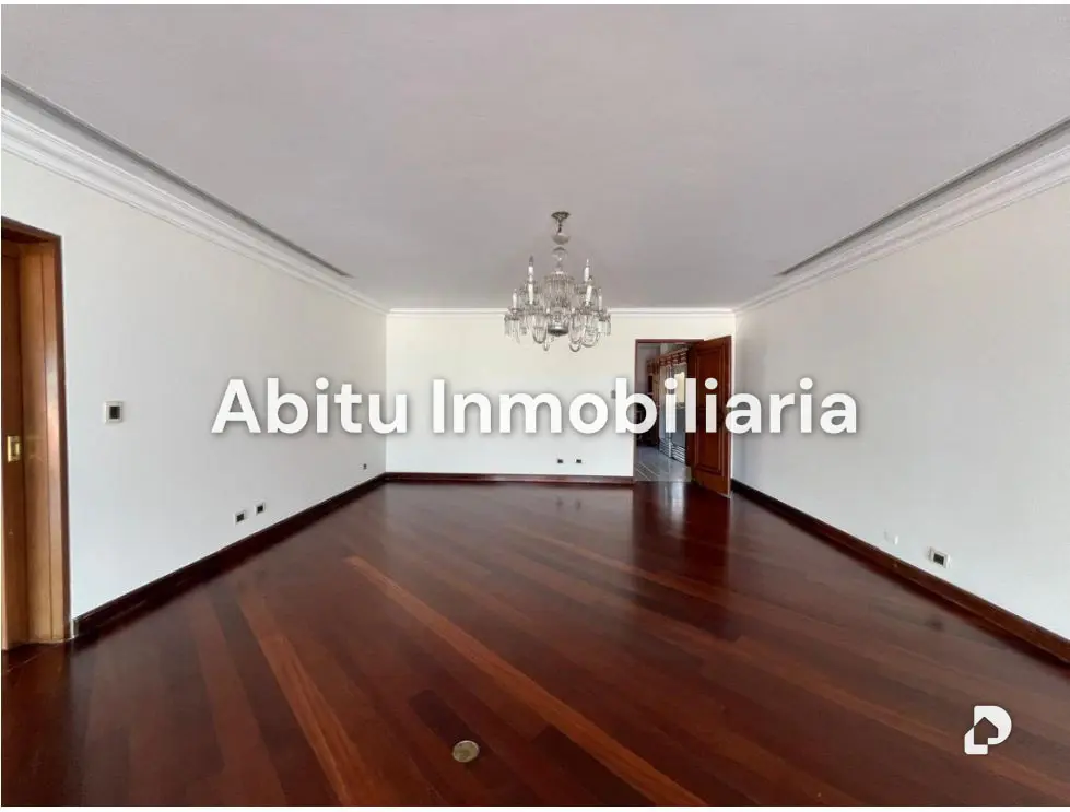 Casa en Lomas del Mirador, Caracas – 8