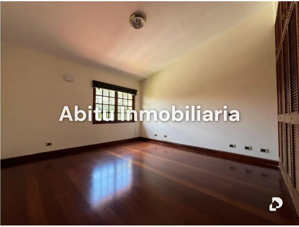 Casa en Lomas del Mirador, Caracas – 18