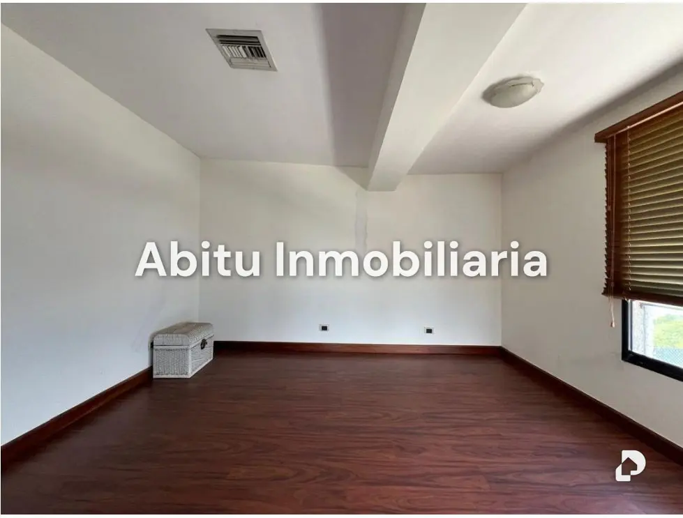 Casa en Lomas del Mirador, Caracas – 14