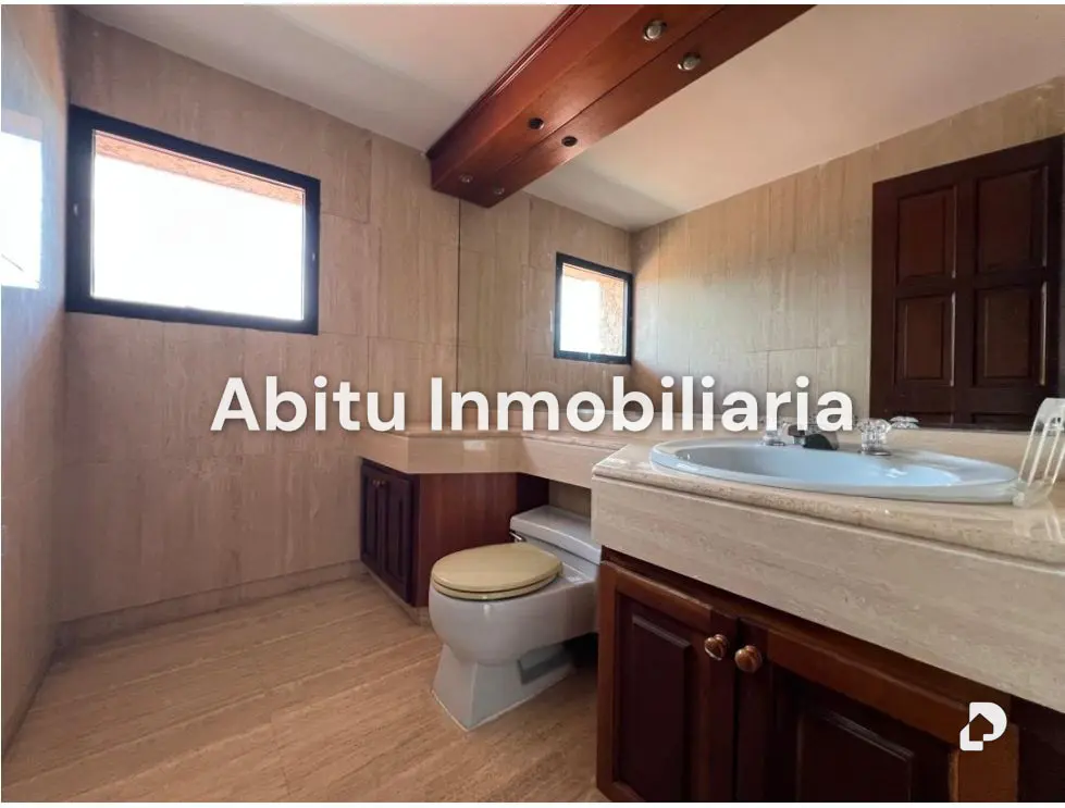 Casa en Lomas del Mirador, Caracas – 26